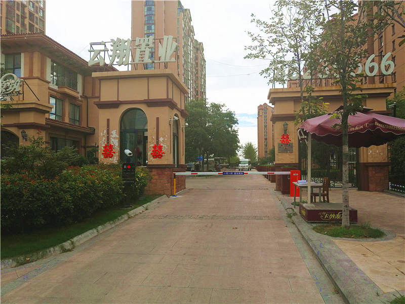 膠(jiāo)州市卡納源築小區車(chē)牌識别系統