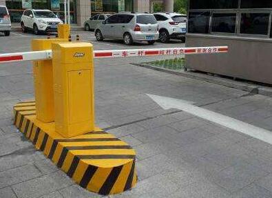 小區道閘採(cǎi)購青島(dǎo)哪裏比較便宜